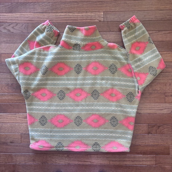 BKE Core women’s pullover size Small - Picture 3 of 3